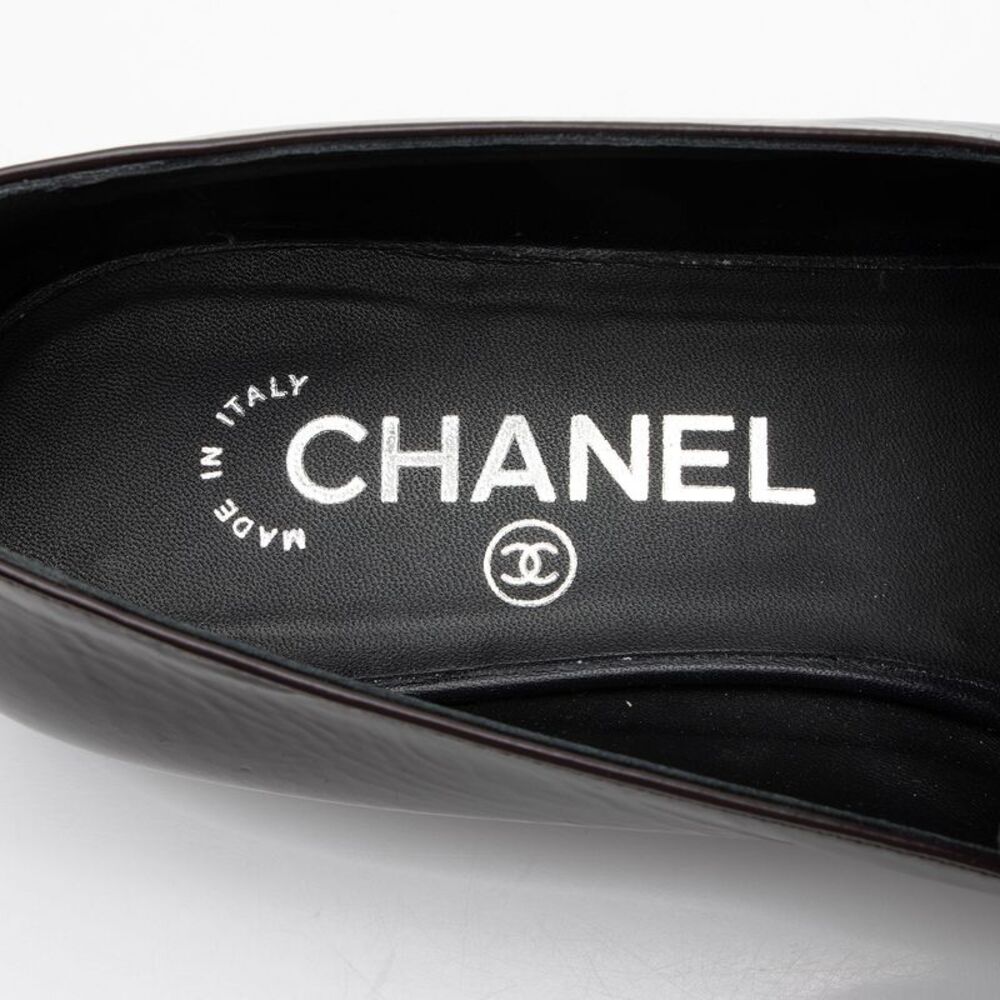 Chanel Crackled Goatskin CC Charm Cap Toe Loafers - Size 7.5 / 37.5 - Picture 7 of 8